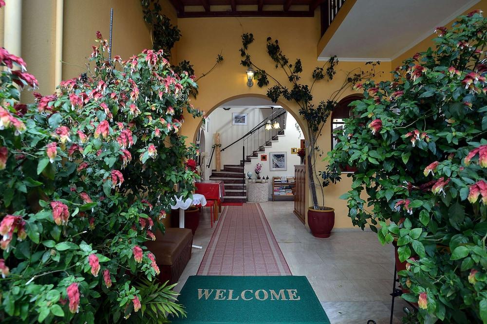 Eleni Roda (Corfu)